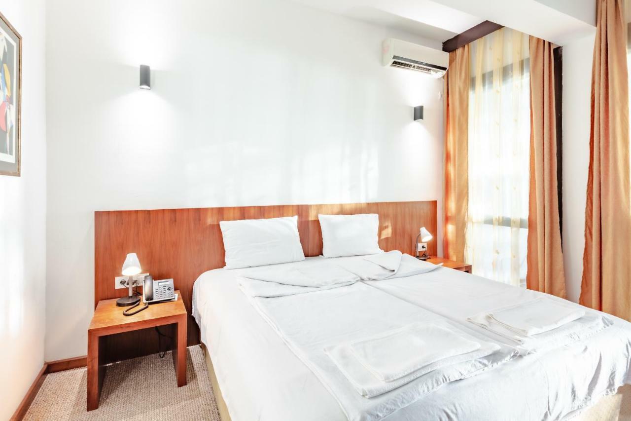 Hotel Pela Ohrid Kültér fotó